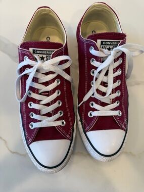 Converse Low Top Sneakers - Maroon and White